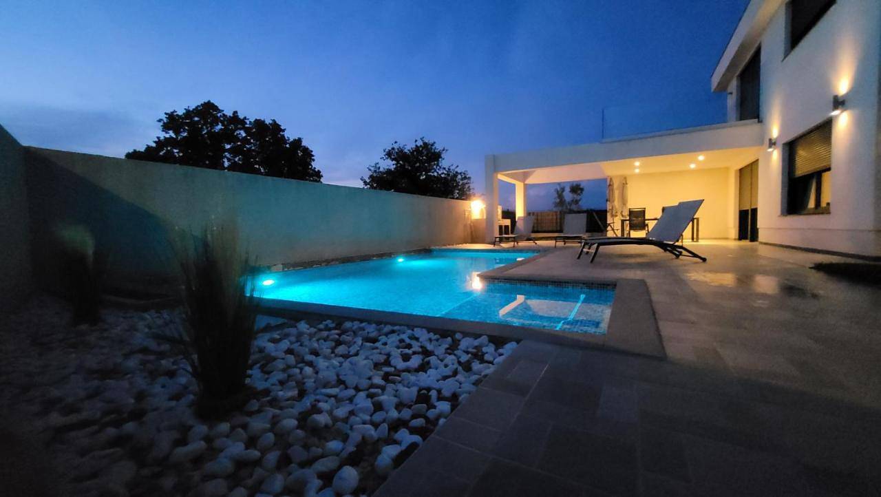 Villa Dorina in Kaštel (Plovanija), Buje