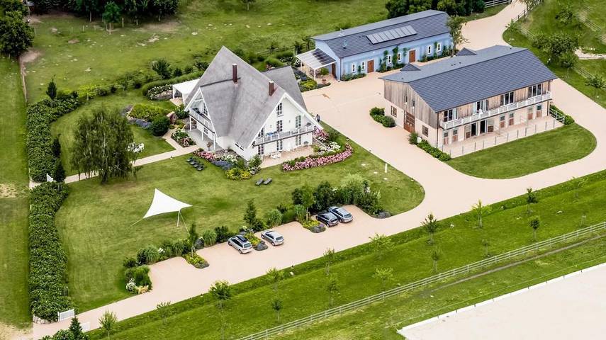 Apartamento de vacaciones para 6 personas, con jardín además de vistas y sauna - 1