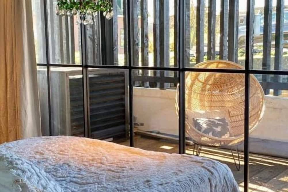 Hidden Gem - Drei Schlafzimmer Villa, Schläft 6 in Holländische Küste