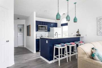 Vacation Apartment for 4 Guests in Lake Michigan, Michigan, Picture 3