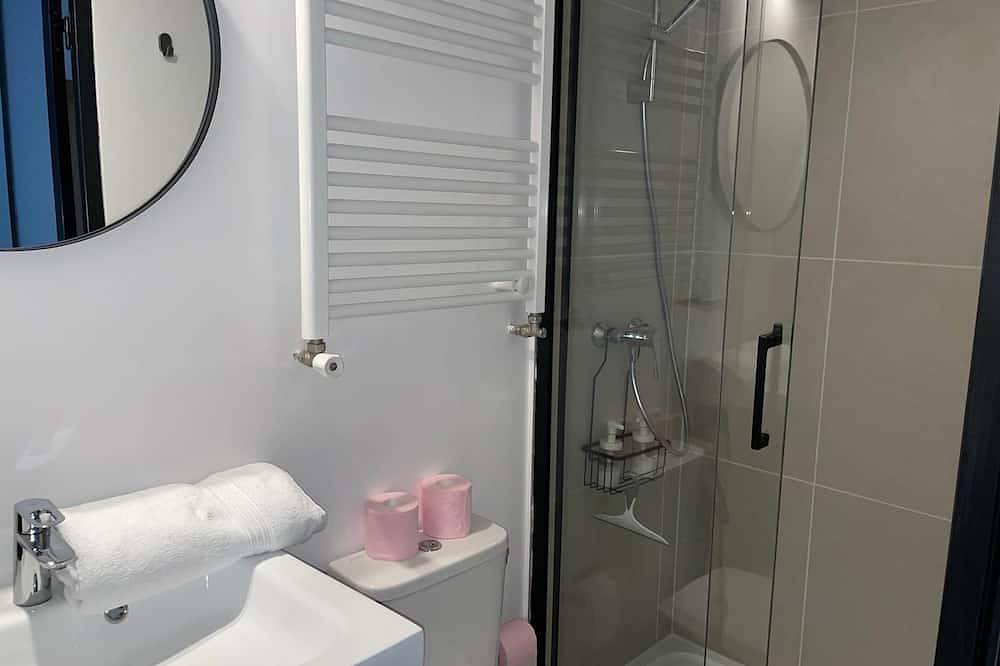 Appartement entier, Fonctionnel, bien pensé · Studio #4 — Casa Londono in Marly-le-Roi, Yvelines