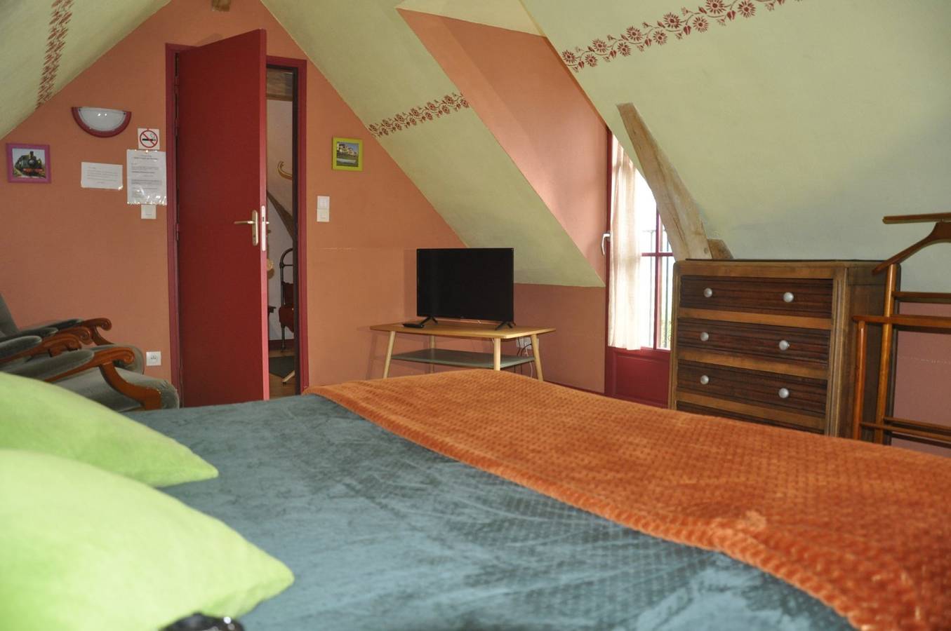Baie de Somme, chambres d'hôtes et roulotte "Le Village" - Chambre Le Crotoy in Saigneville, Région d'Abbeville