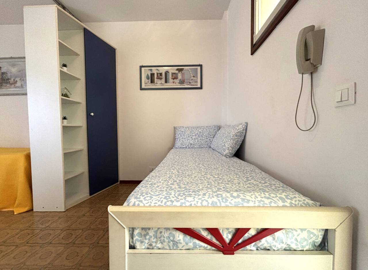 Entire studio, Nice studio with side sea view in Bibione, Venice Province
