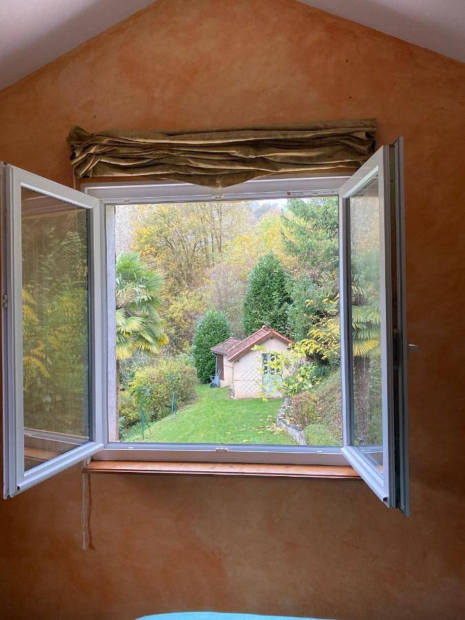 Maison située au Val de Baubère, petite vallée à coté du village de Seix in Seix, Parc naturel régional des Pyrénées ariégeoises