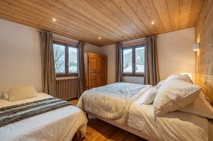 Entire apartment, 4-star apartment in a magnificent Savoyard chalet - 50 m from the slopes in La Clusaz, Annecy region