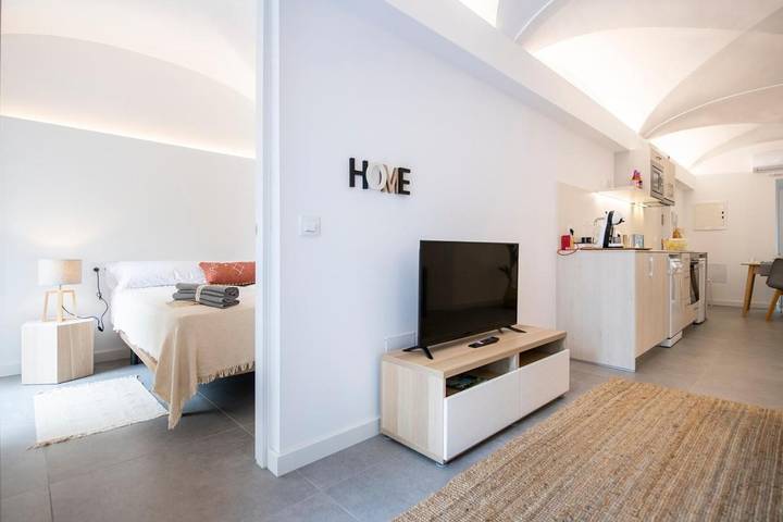 Ferienwohnung für 6 Personen, mit Balkon und Terrasse sowie Ausblick in Banyoles