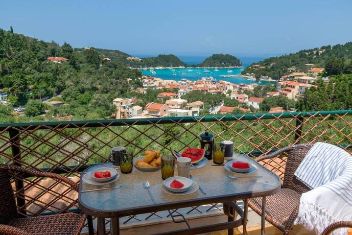 Appartement de vacances pour 2 personnes, avec jardin ainsi que piscine et vue