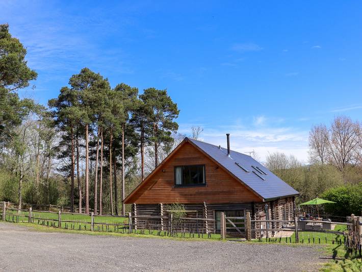 Casa rural para 10 personas, con jardín - 1