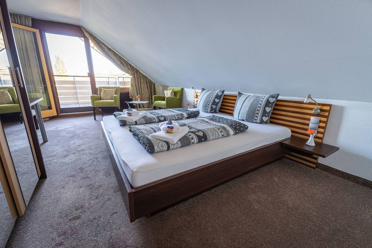 Gasthaus Zur Alten Post - 1 Doppelzimmer mit Balkon, foto 9
