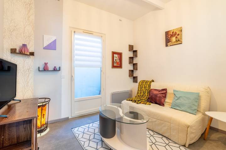 Gîte pour 4 personnes, avec balcon à Cuxac-d'Aude - 2