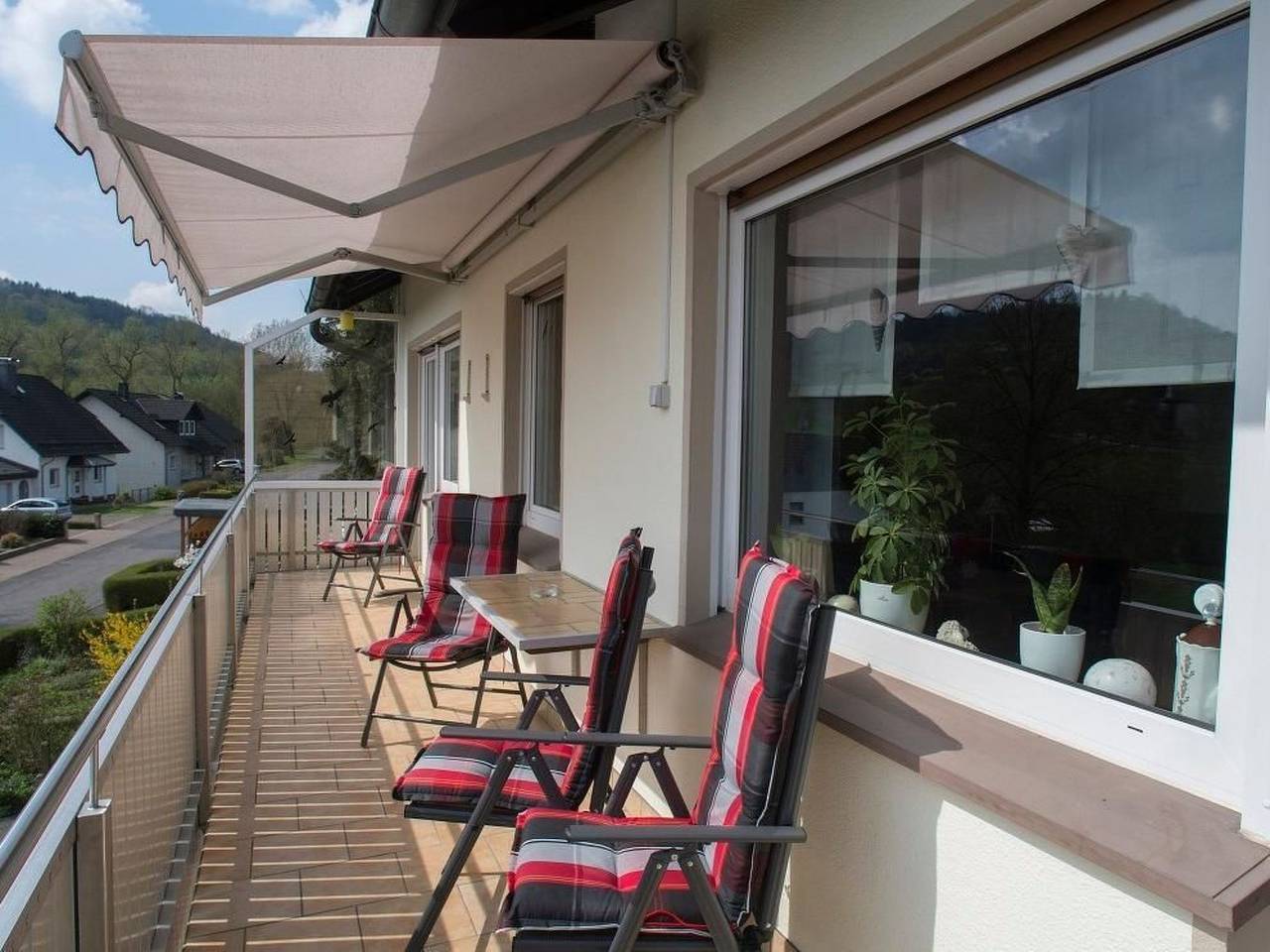 Ganze Wohnung, Haus Herdlitschke in Polle, Landkreis Holzminden