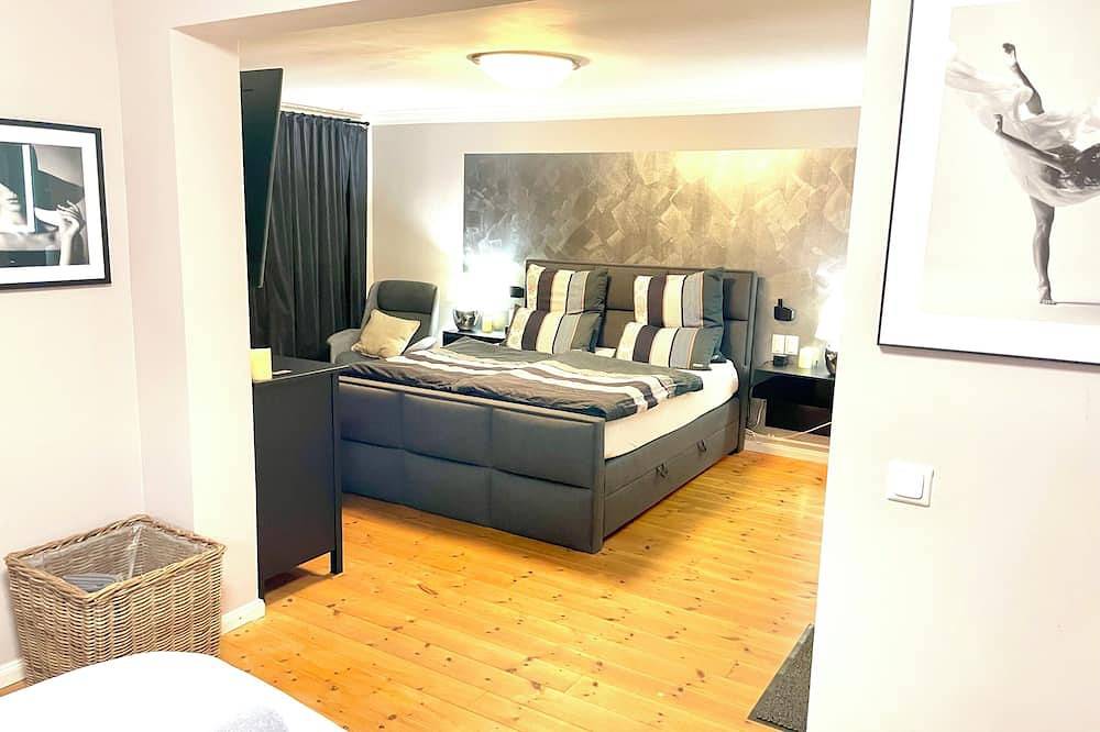 Apartamento entero, Whirlpool Studio Pretty - Large whirlpool in the living room in Hamburg-Nord, Hamburgo