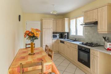 Location De Vacances pour 10 Personnes dans Saint-Cast-le-Guildo, Côte d’Émeraude, Photo 3