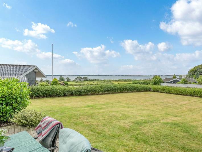 "Rathi" - 250m from the sea in Haarby, Kleiner Belt