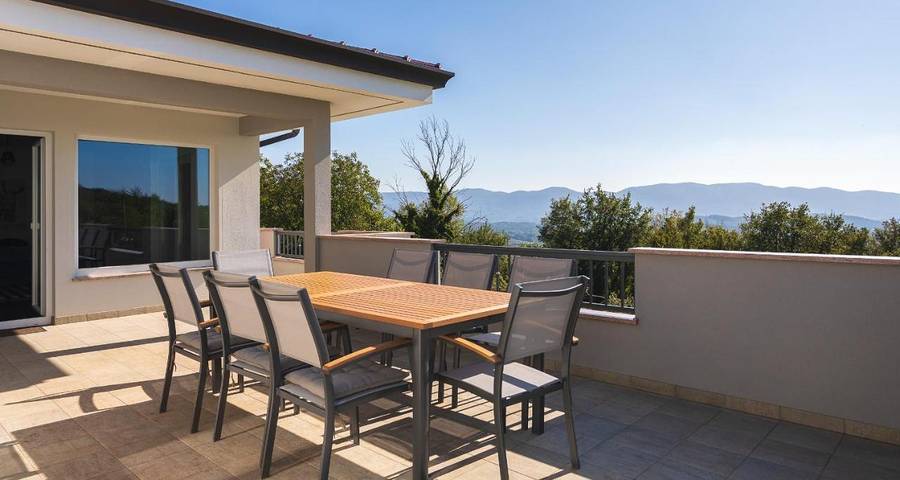 Villa mit pool für 6 Personen, mit Garten und Ausblick sowie Sauna und Pool in Slowenien - 2