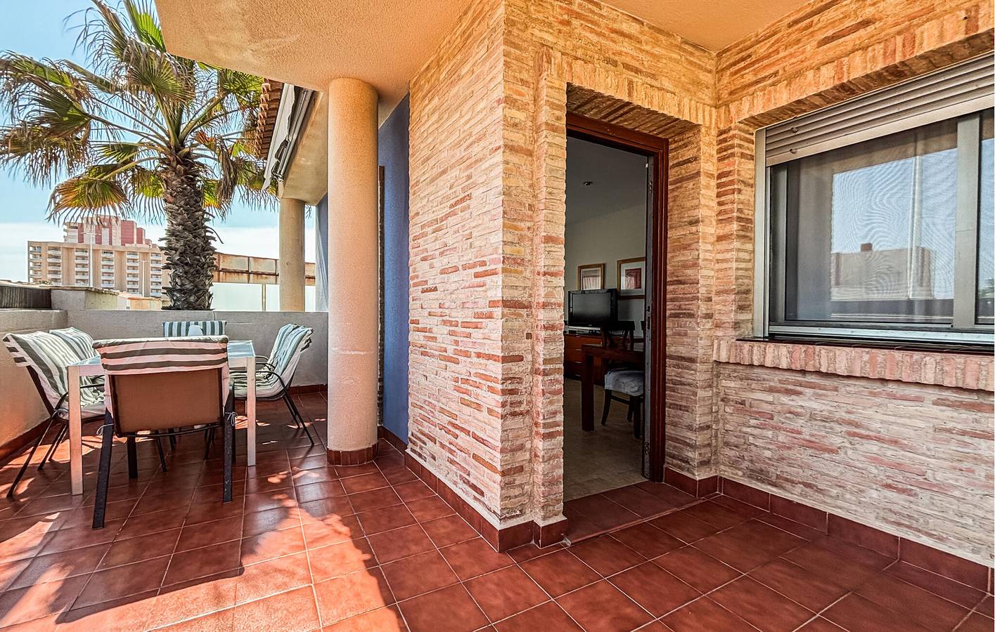 Acogedor apartamento de 2 dormitorios con piscina cerca de Playa Lebeche in San Javier, Costa Cálida