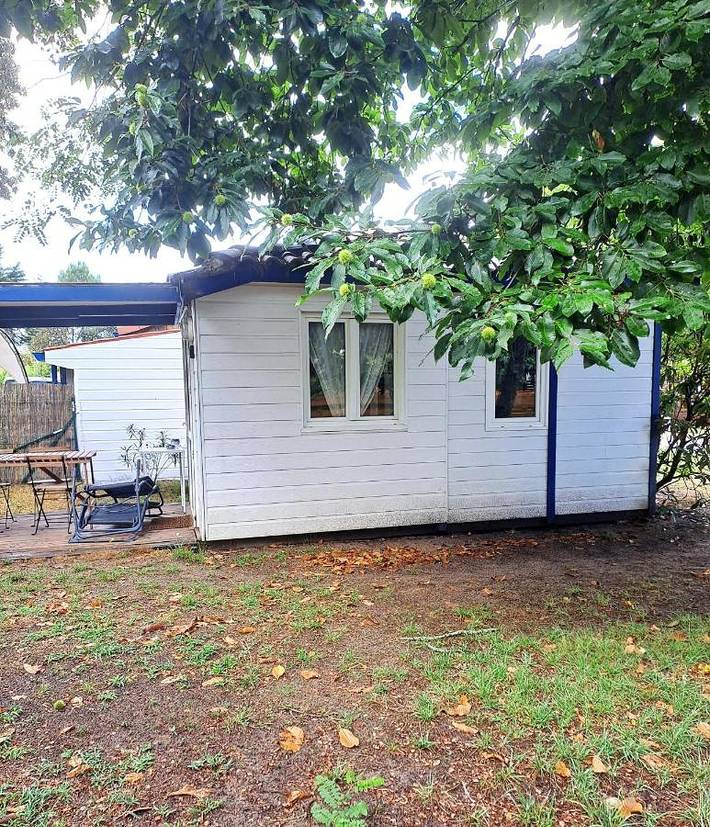 Gîte pour 4 personnes, avec jardin et piscine, animaux acceptés à Herm - 2