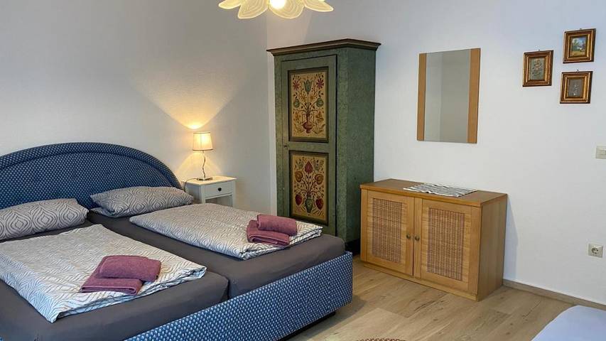 Ferienwohnung für 5 Personen, mit Balkon und Ausblick in Gaggenau