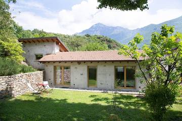 Ferienhaus für 4 Personen, mit Garten in Colico