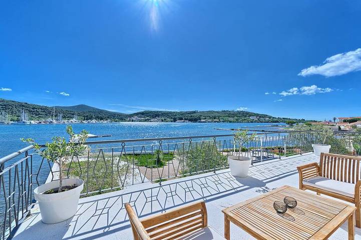 Villa per 10 persone, con giardino e balcone - 1
