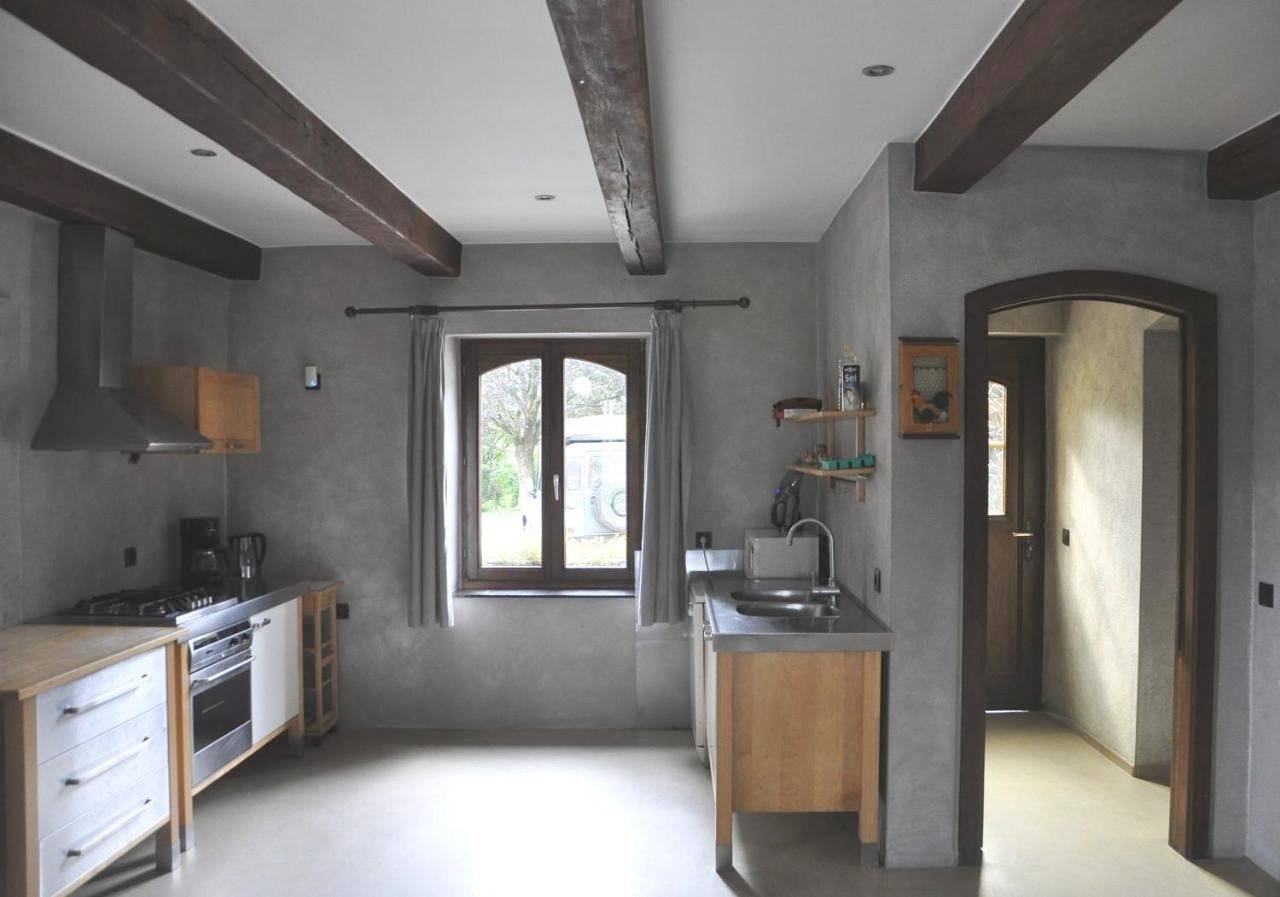 Five-Bedroom Holiday Home in Sainte-Ode, Région de Bastogne
