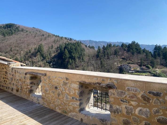 Location de vacances pour 9 personnes, avec Terrasse ainsi que Piscine et Vue dans Saint-Martin-de-Valamas - 4
