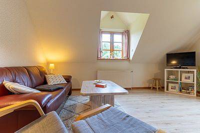 Ganze Wohnung, Schöne Ferienwohnung für bis zu 4 Personen plus Hund in Vollerwiek, Eiderstedt