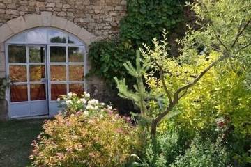Gîte pour 2 personnes, avec terrasse et balcon/terrasse à Monlet
