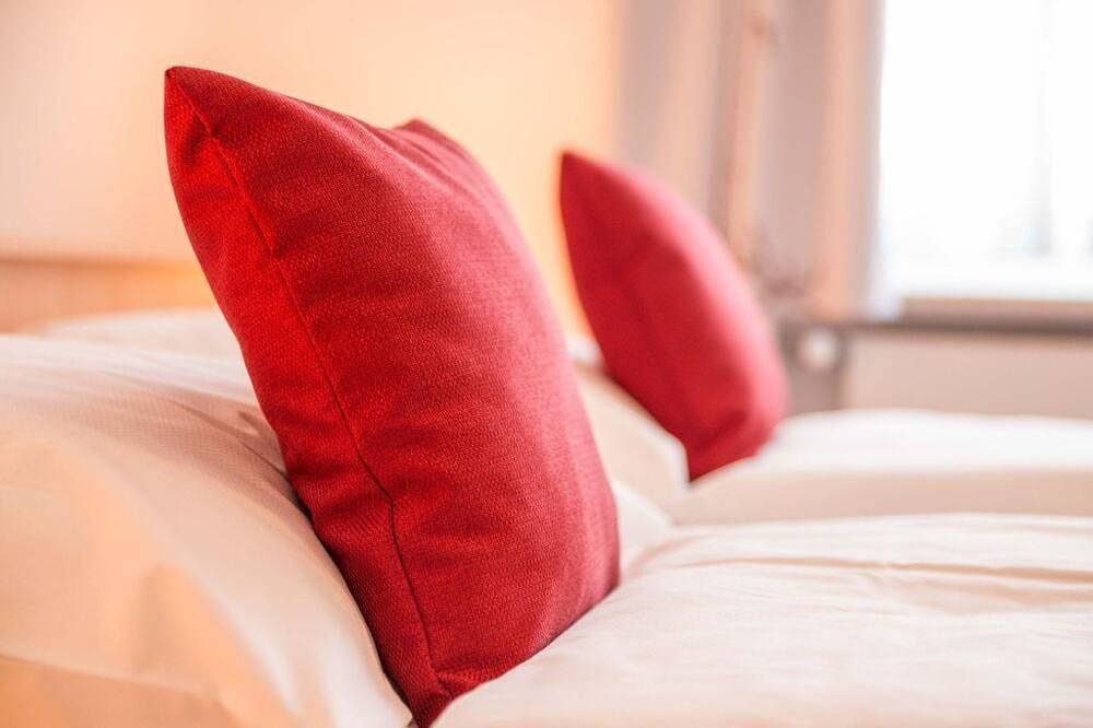 Doppelzimmer (Nr. 1, 2, 3, 4, 9) - Landhotel zum Metzgerwirt in Bad Bayersoien, Bayerische Alpen