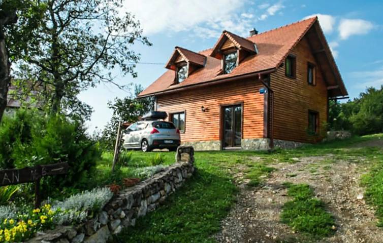 Ferienhaus für 7 Personen, mit Terrasse und Garten, mit Haustier - 1