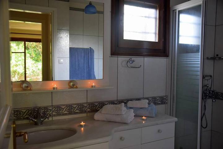 Location de vacances pour 10 personnes, avec jardin ainsi que vue et balcon dans Agios Ioannis (Zagora–Mouresi) - 3