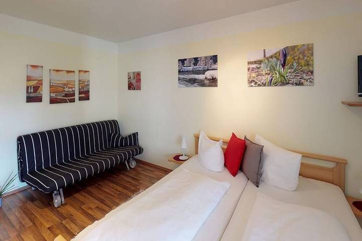 Doppelzimmer mit Frühstück ohne Balkon - Rad & Frühstückspension Taurer in Kreuzeckgruppe, Dellach im Drautal