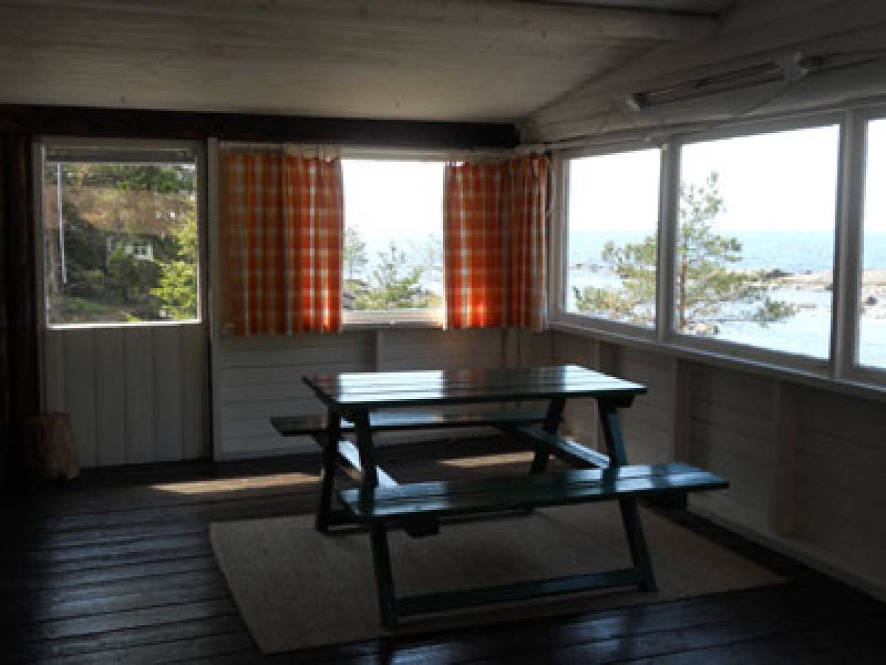 Hus för 6 Personer med terass in Vänern