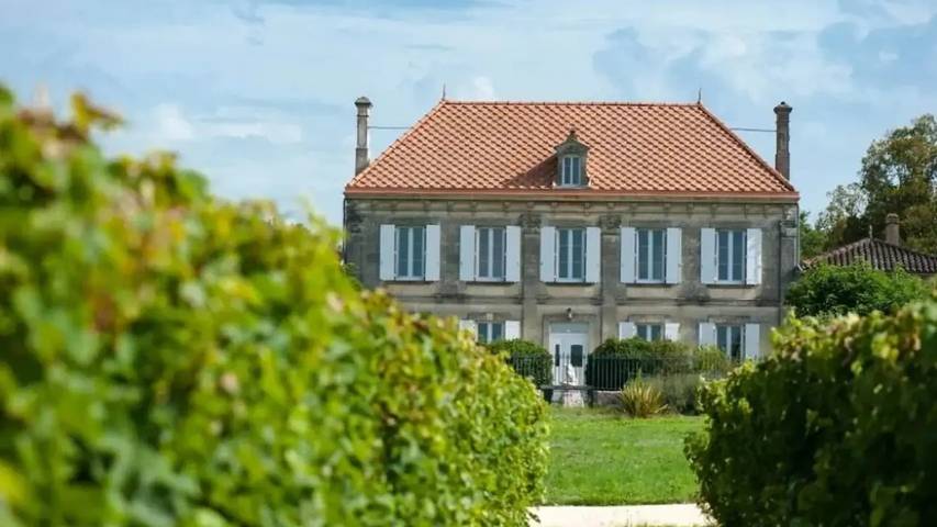 Château pour 13 personnes, avec piscine et jardin en Gironde