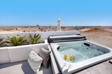 Ferienhaus für 6 Personen, mit Balkon und Whirlpool in Vila do Bispo