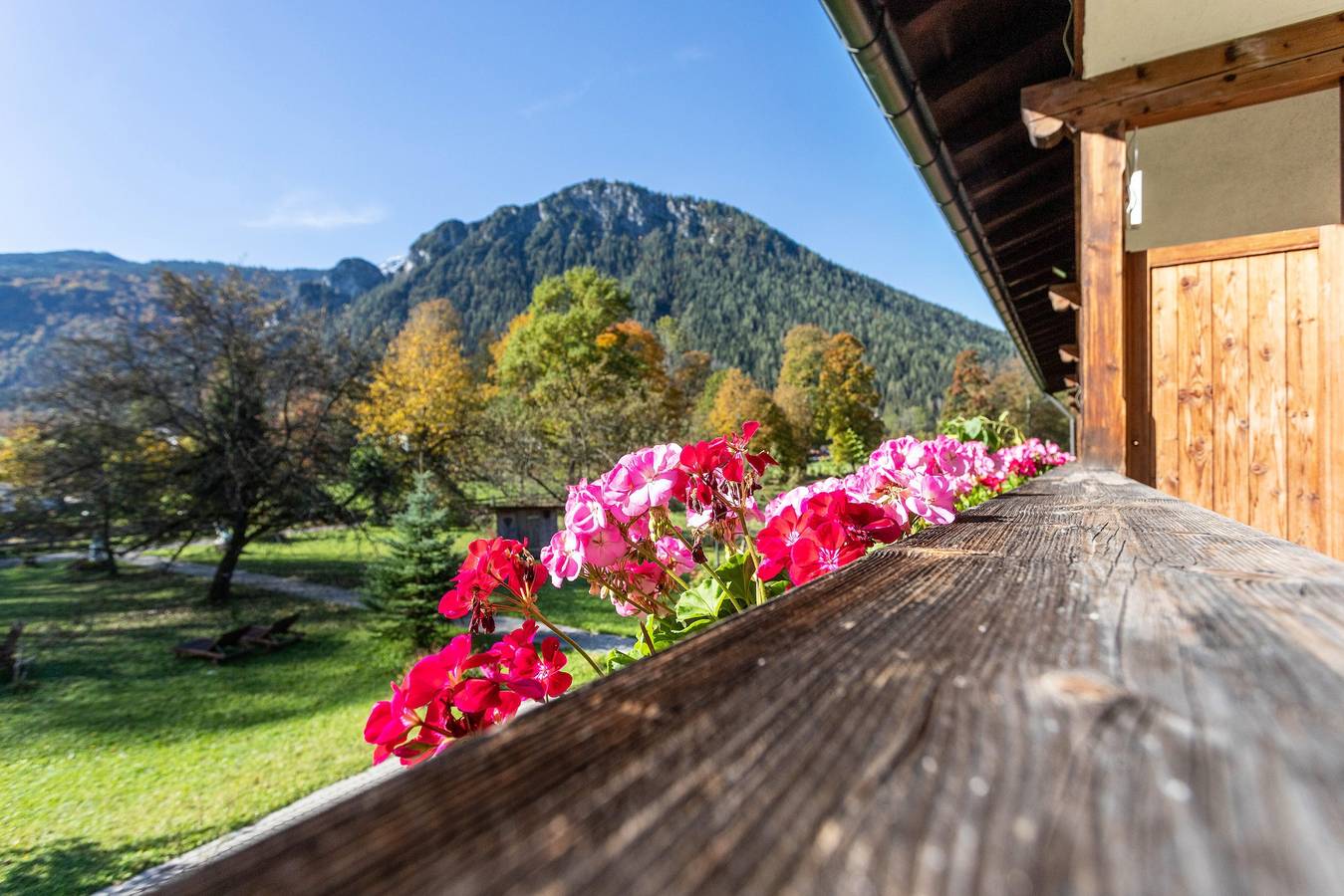 Ganze Wohnung, Ferienwohnung "2 Apartment mit Gartenblick" mit Bergblick, Privatem Balkon und Wlan in Schönau am Königssee, Berchtesgadener Alpen