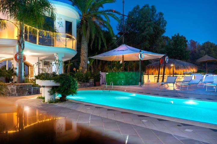 Bed and Breakfast für 3 Personen, mit Pool und Garten - 1