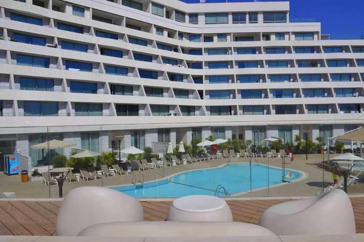 Ferienwohnung für 4 Personen, mit Pool und Garten - 1