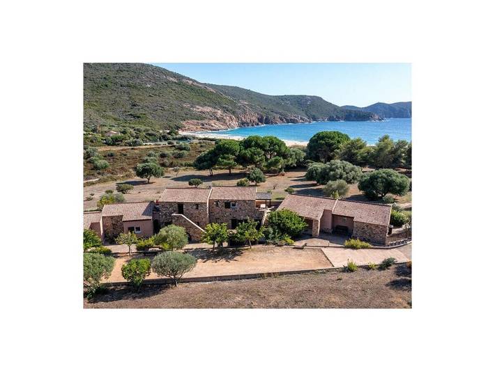Ferienhaus Wohnung mit 2 Schlafzimmern am Strand in Piana, Ajaccio und Umgebung