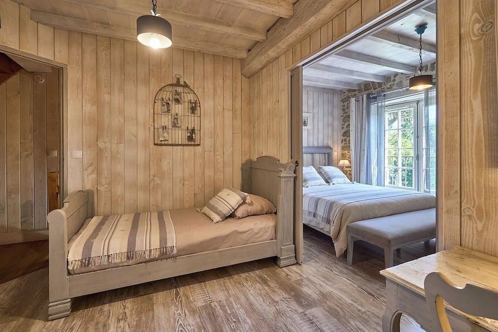 Gîte de Standing entre Vignes & Spa Privé – Proche Carcassonne in Alzonne, Région de Carcassonne