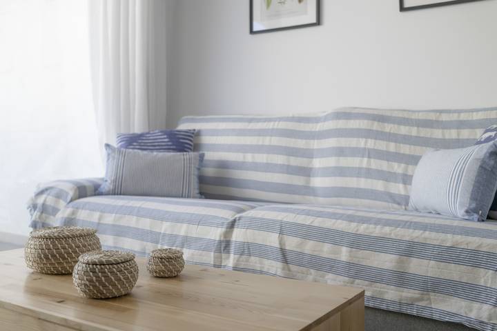 Appartement entier, Appartement 'Palacio De Pilas 22' avec piscine partagée, Wi-Fi et climatisation in Zahara de los Atunes, Barbate