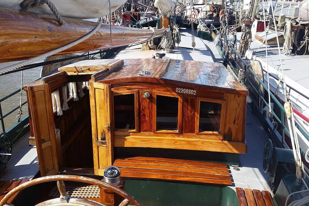 Tjalkjacht Pelikaan Lemmer in Lemmer, Ijsselmeer