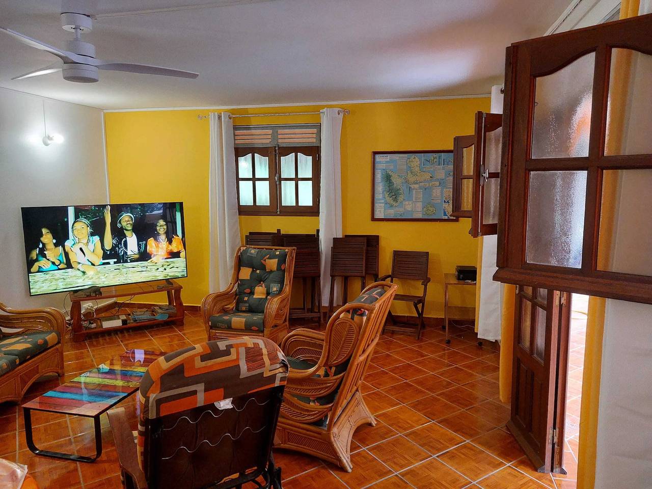 Maison charmante à Pointe Noire, vue montagne, jardin privé in Pointe-Noire, Guadeloupe