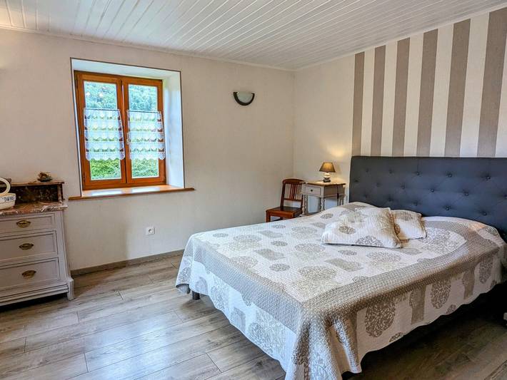 Gîte pour 9 personnes, avec jardin à Mélisey - 3