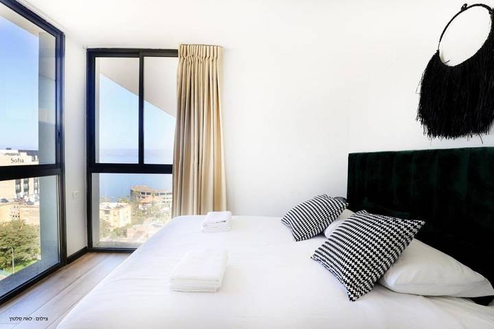 Gîte pour 6 personnes, avec vue sur le lac ainsi que vue et terrasse à Tibériade - 4