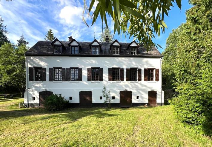 Location de vacances pour 6 personnes, avec terrasse et vue à Aubry-le-Panthou