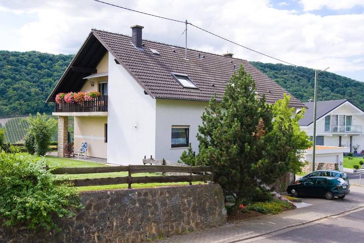 Ferienwohnung für 4 Personen, mit Balkon in Neumagen-Dhron - 2