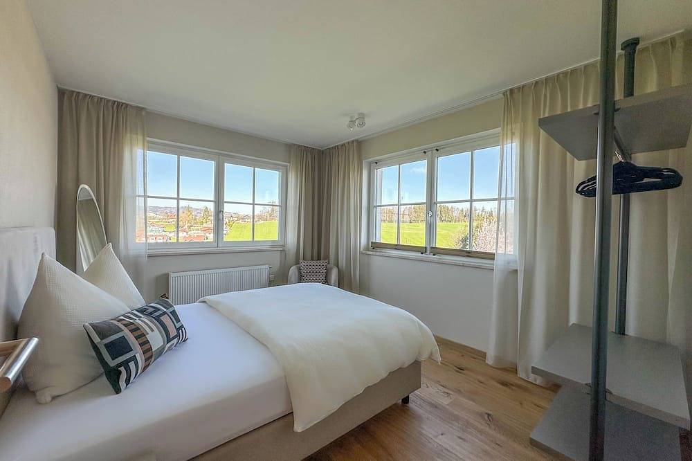 Ganze Wohnung, Maisonette-Wohnung „Glücksmoment\": Harmonisches Refugium für kreative Auszeit in Seekirchen am Wallersee, Bezirk Salzburg-Umgebung