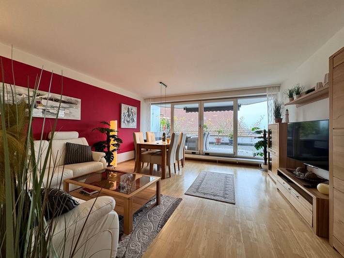 Ferienwohnung für 3 Personen, mit Terrasse und Garten sowie Ausblick in Daisendorf