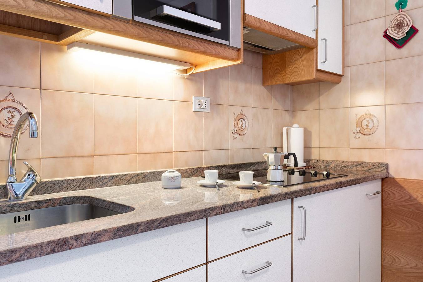 Appartement entier, Appartement 'Appartamento 2-3 Persone' avec vue sur la montagne, balcon et Wi-Fi in Canazei, Dolomiti Superski